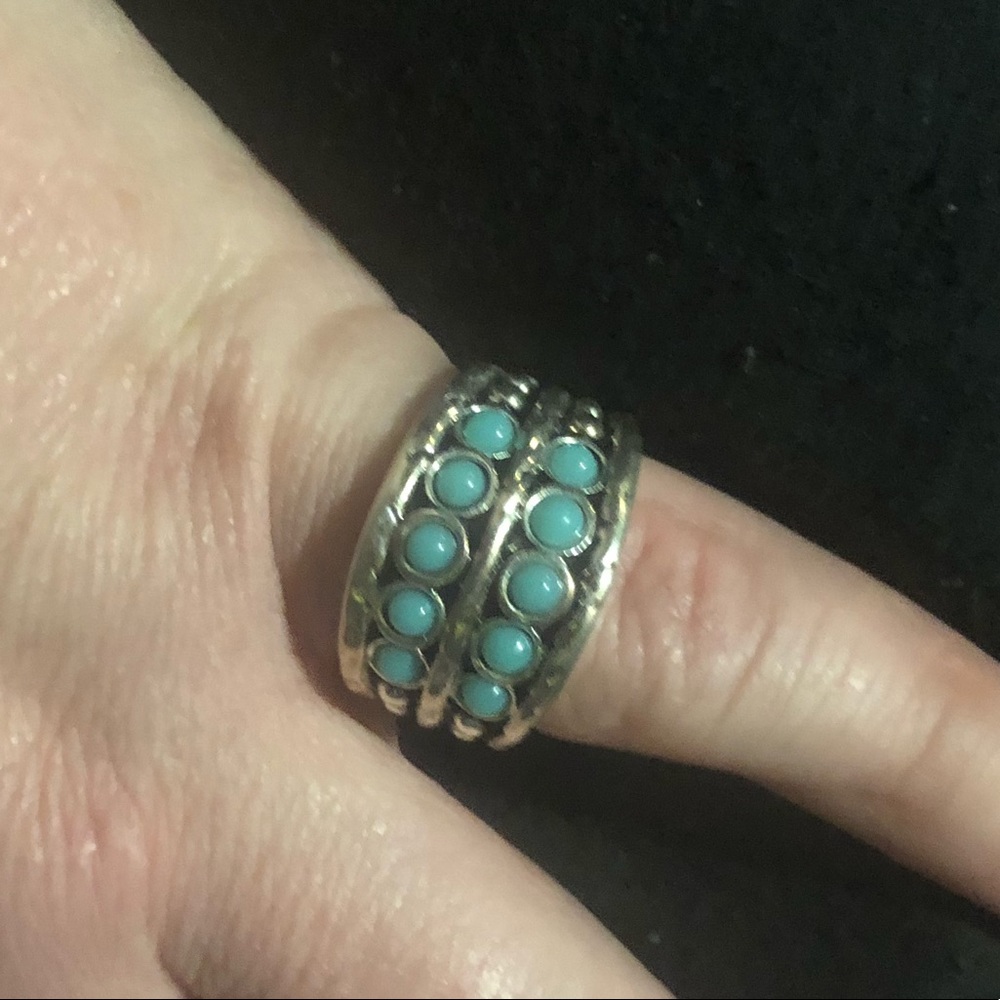 Premier Designs Nice and Easy Ring